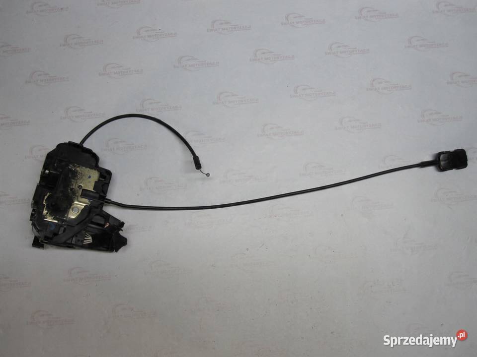 RENAULT CLIO III LIFT 12r zamek drzwi lewy tył