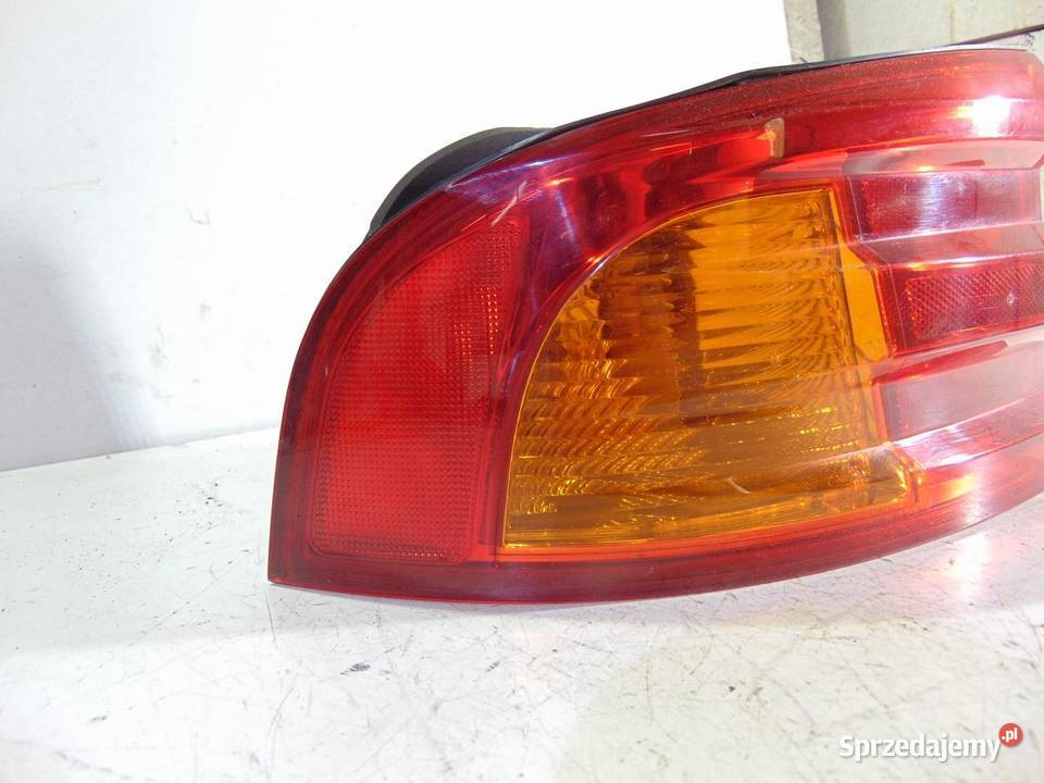 LAMPA LEWA TYLNA TYŁ KIA MAGENTIS