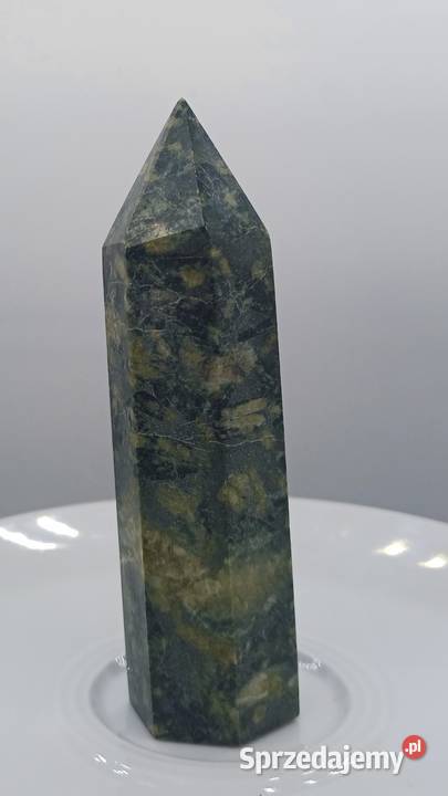 unikat kolekcjonerski jaspis zielony obelisk warmińsko-mazurskie Olsztyn