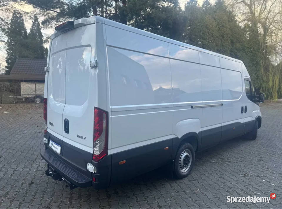 Iveco Daily L4H2 automat wynajem z wykupem w Wynajem pojazdów