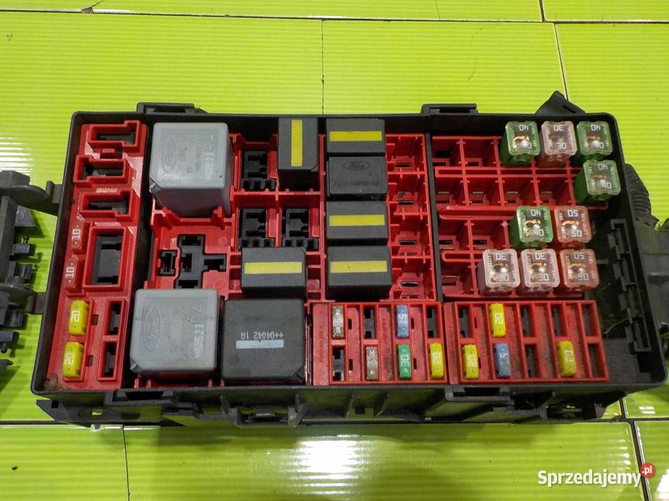 PEUGEOT 207 16 VTI 08r skrzynka bezpiecznikow Suków