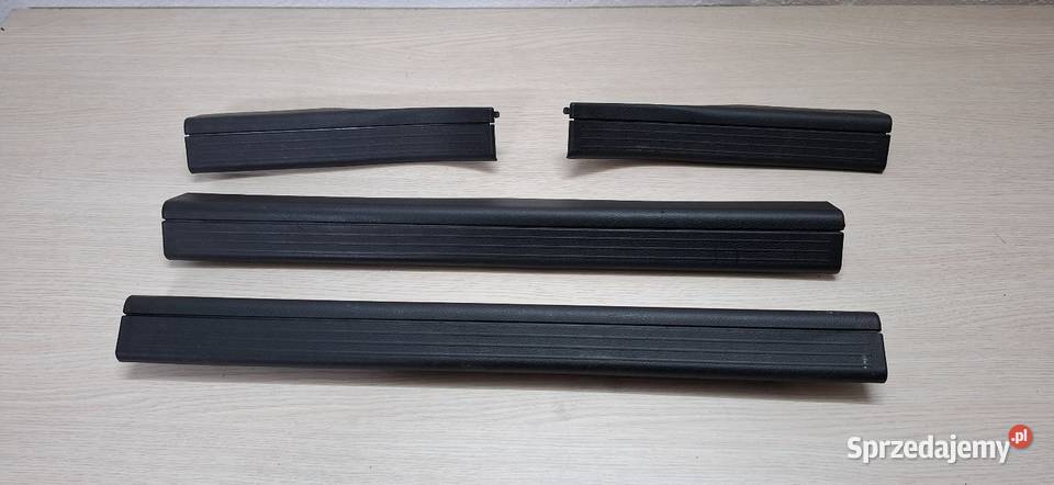 Nakładki progu Mercedes W204