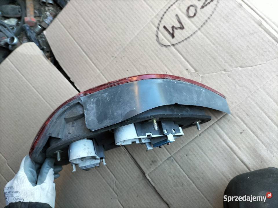 Volvo S40 LAMPA PRAWY TYŁ PRAWA TYLNA WKŁAD osobowe Kamień-Kolonia