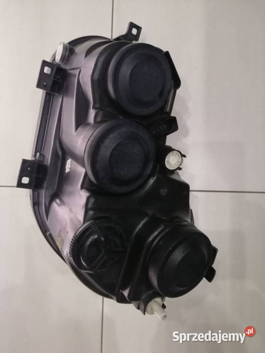 Lampa reflektor vw polo 9n 200105 prawy typ Reflektory i halogeny sprzedam