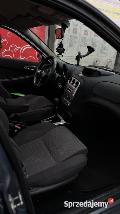 Dzień sprzedam samochód Alfa Romeo 156110kW 19 Olsztyn