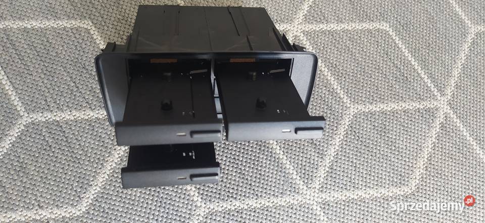 VW GOLF 3 MK3 BOX SCHOWEK NA KASETY VENTO GTI