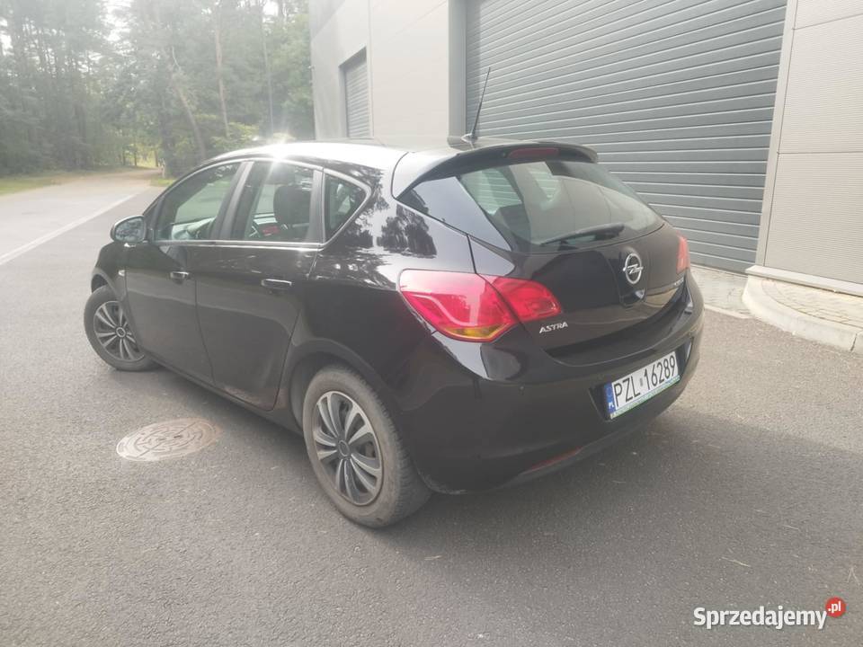 Sprzedam Opel Astra J 13cdti 95 Złotów
