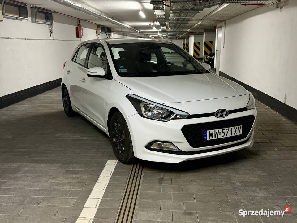 Hyundai i20 prywatnie zadbany i doinwestowany i20 Warszawa sprzedam