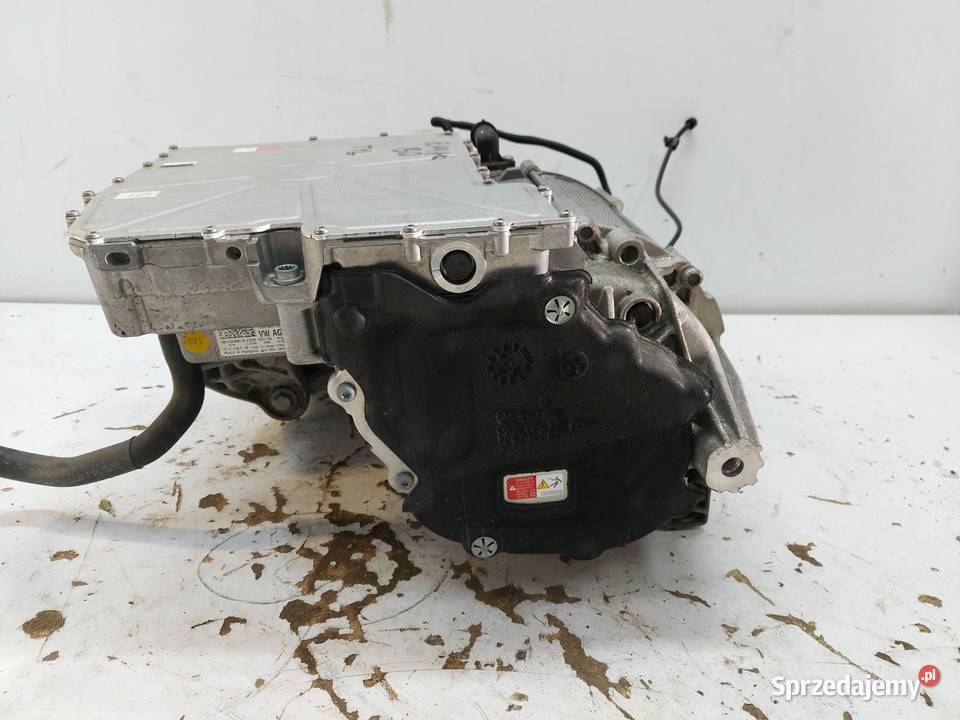 SKODA ENYAQ 5LA Silnik elektryczny tył kompletny