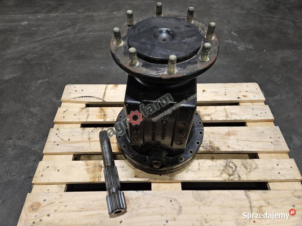 Zwolnica tylna Valtra C90 C100 C110 C120 Byków sprzedam