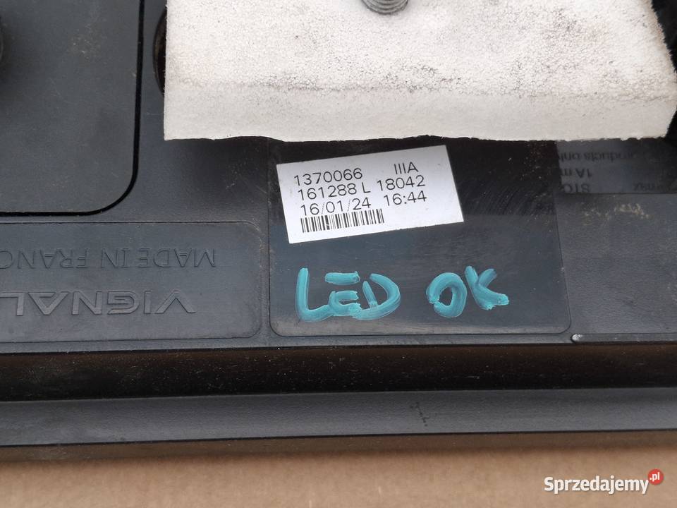 SCHMITZ VIGNAL LAMPA LEWY TYŁ LEWA TYLNA LED Bieleń