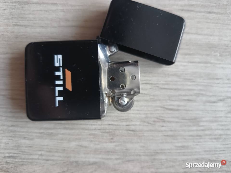 Dwie zapalniczki benzynowe Pozostałe