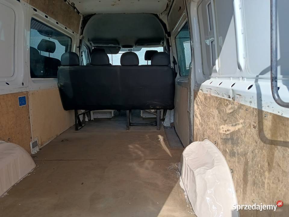 Crafter 7 osób SWAP 29tdi średniak hak 35t klima 420000km Wołoskowola