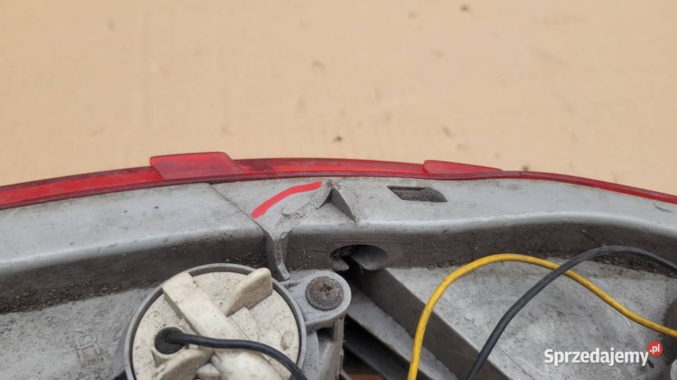 LAMPA PRAWA TYŁ ZDERZAKA KIA SPORTAGE III 1559 osobowe Ruda Śląska