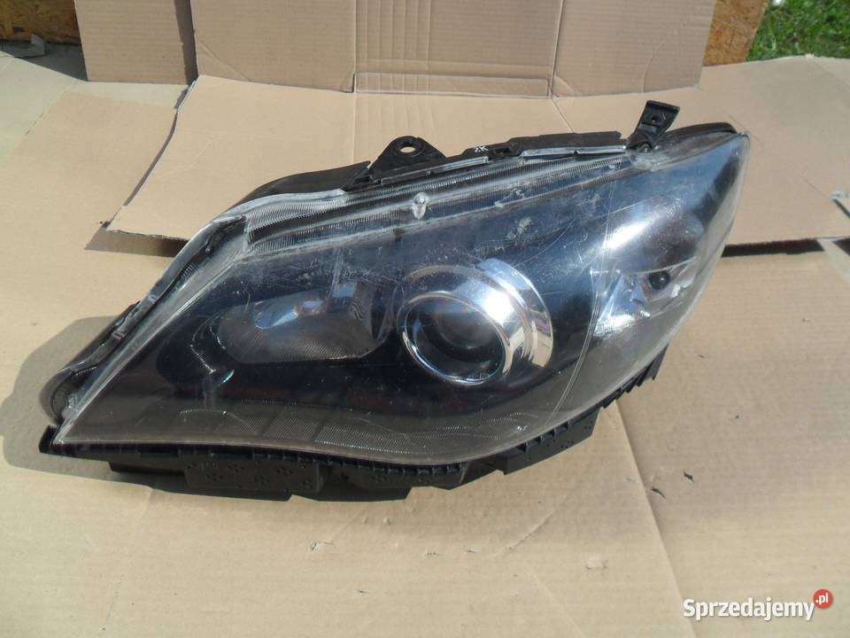 Subaru Impreza Xenon prawy 20802011 Lampy przednie sprzedam