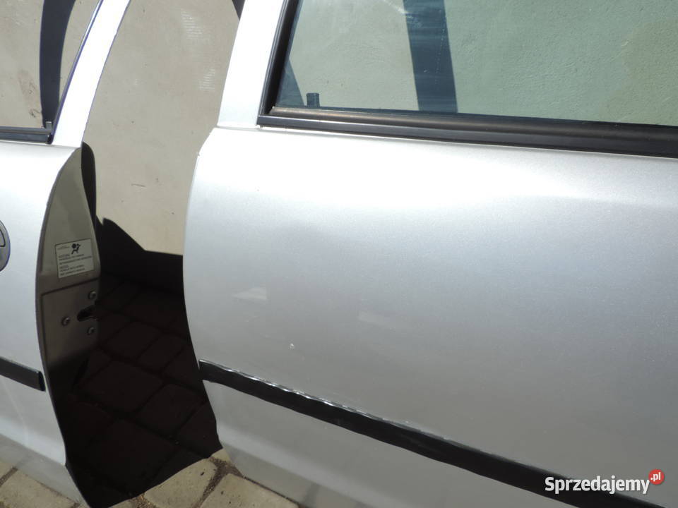 DRZWI LEWY TYŁ OPEL CORSA C 5D Z147 Nowy Sącz