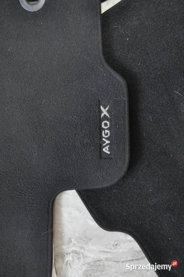 Dywaniki welurowe Toyota Aygo X 2022 Koziegłowy