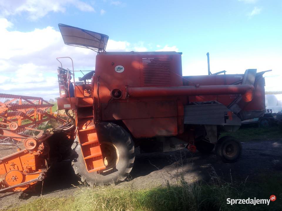 Sprzedam kombajn do zboża nieuszkodzony Wierzchucin Królewski