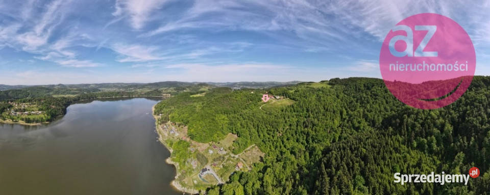 Działka inwestycyjna z widokiem na jezioro budowlana