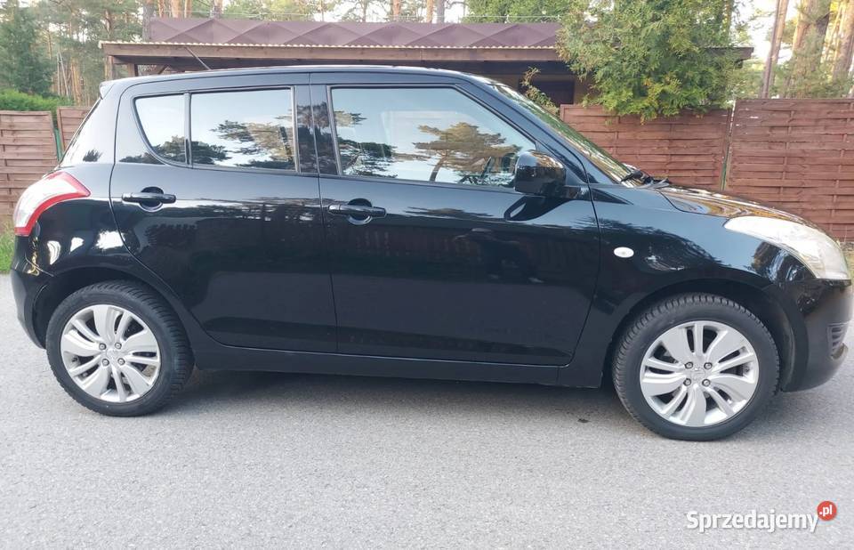 Suzuki Swift 4X4 Rok produkcji 2012