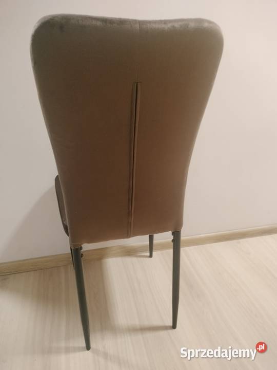 Nowe krzesła welurowe Bojanowo