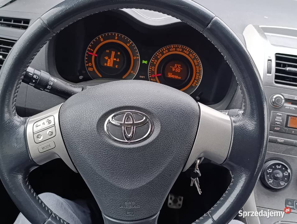 Toyota Auris manualna