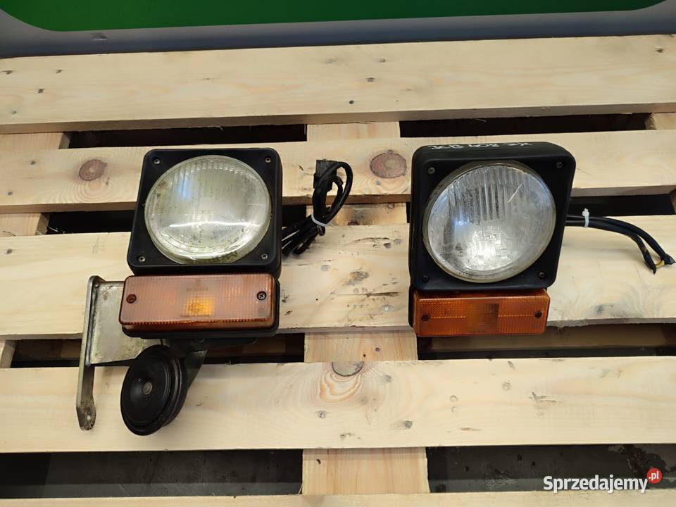 Lampa przednia z kierunkowskazem 22238558 JCB wielkopolskie Wilkowo