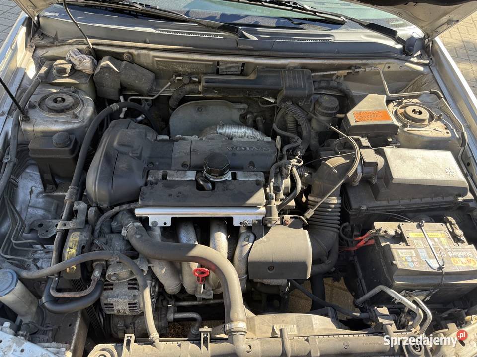 Volvo v40 2001r 18 benzyna Ostrów Wielkopolski