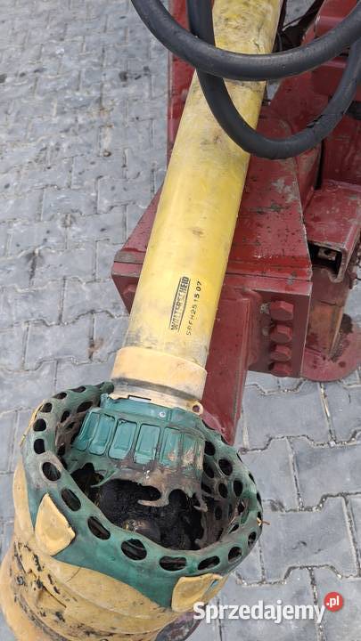 Rozrzutnik obornika samson Sp 908 nieuszkodzony Rozrzutniki obornika Rembieszyce