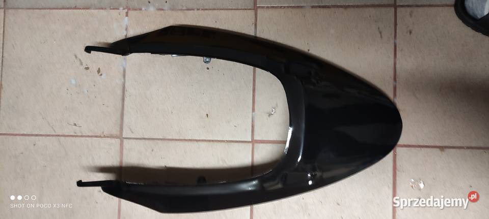 SUZUKI GSX 1250 2010r częsci owiewki Sianów