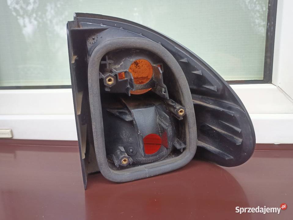 Renault Laguna 1 I lampa tył tylna lewa narożna Sieradz