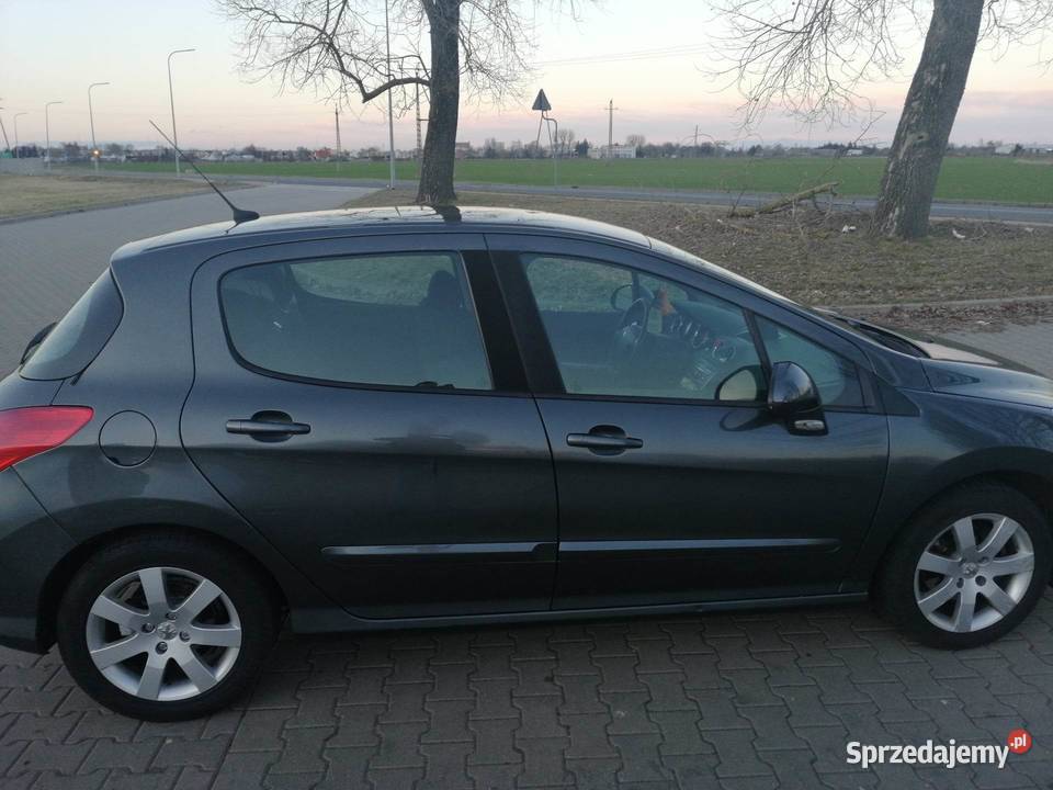 Peugeot 308 2 komplety opon 16 HDI 2009r 4/5 Wągrowiec