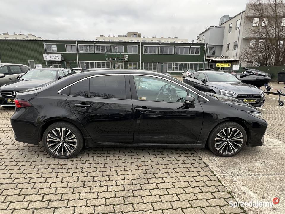 Toyota Corolla 2023 czarny Warszawa