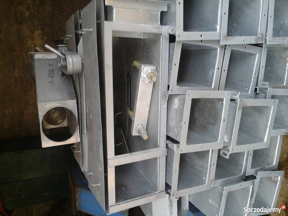 Podajnik kubełkowy Dubiecko