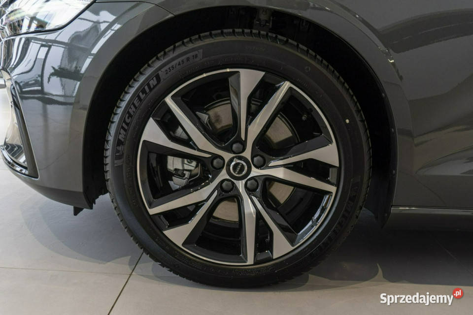 Volvo V60 Plus Dark B4 Mild hybrid Benzyna 197 Łódź