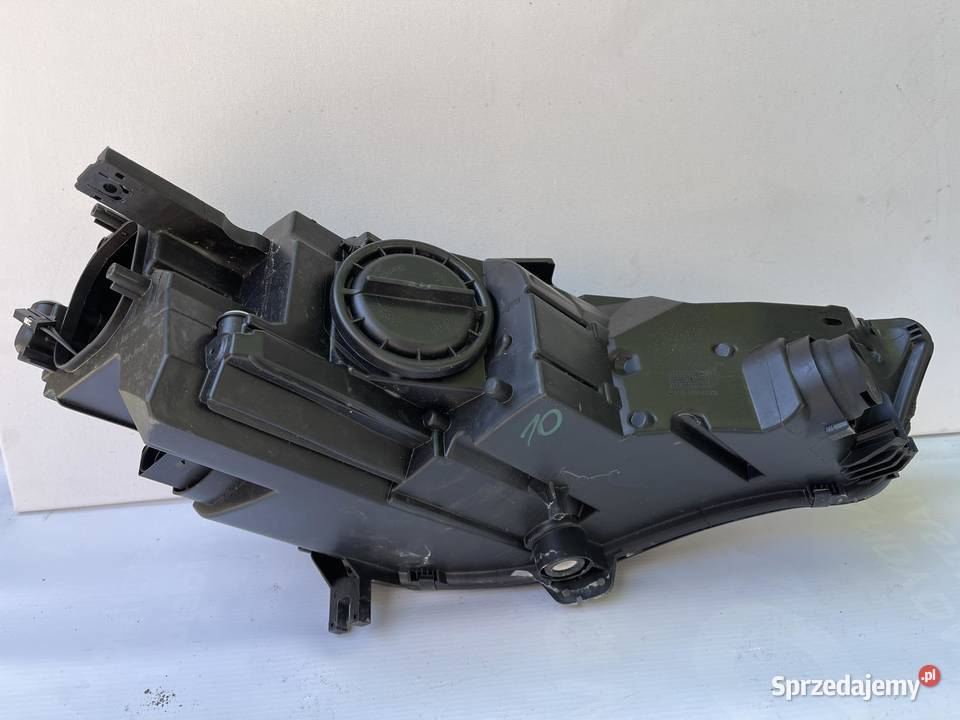 AUDI A4 B9 LEWA LAMPA BIXENON Ostroróg sprzedam