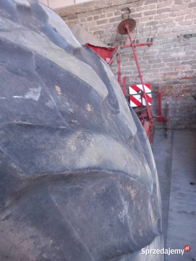 Opony trelleborg 71075R42 60070R34 Ciechanów sprzedam
