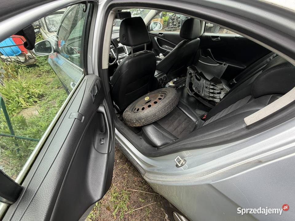 USZKODZONY SILNIK Volkswagen Passat B6 2007 4/5