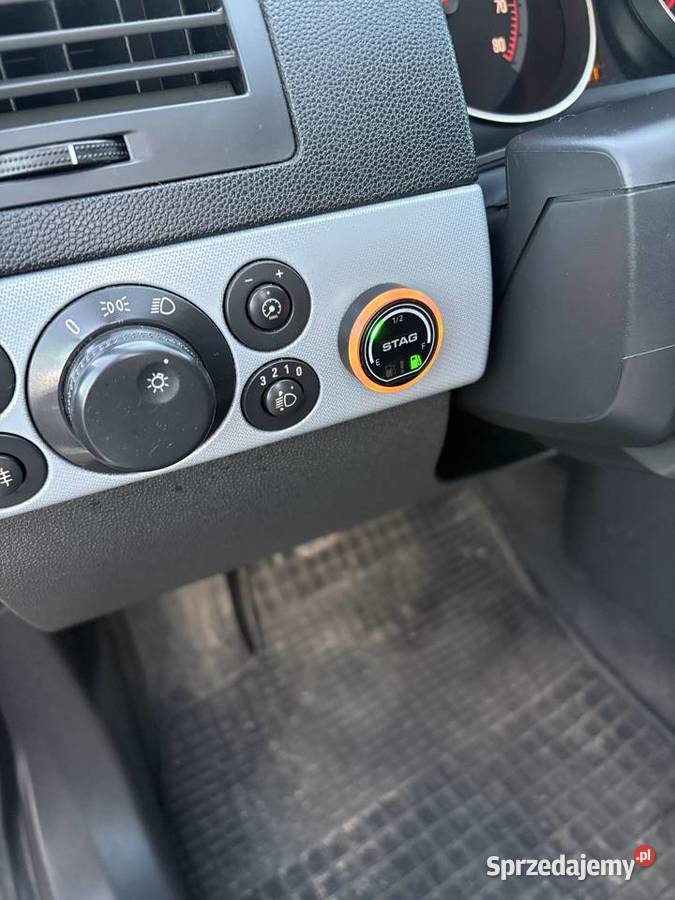 OPEL ASTRA H Kombi 14 Benzyna GAZ