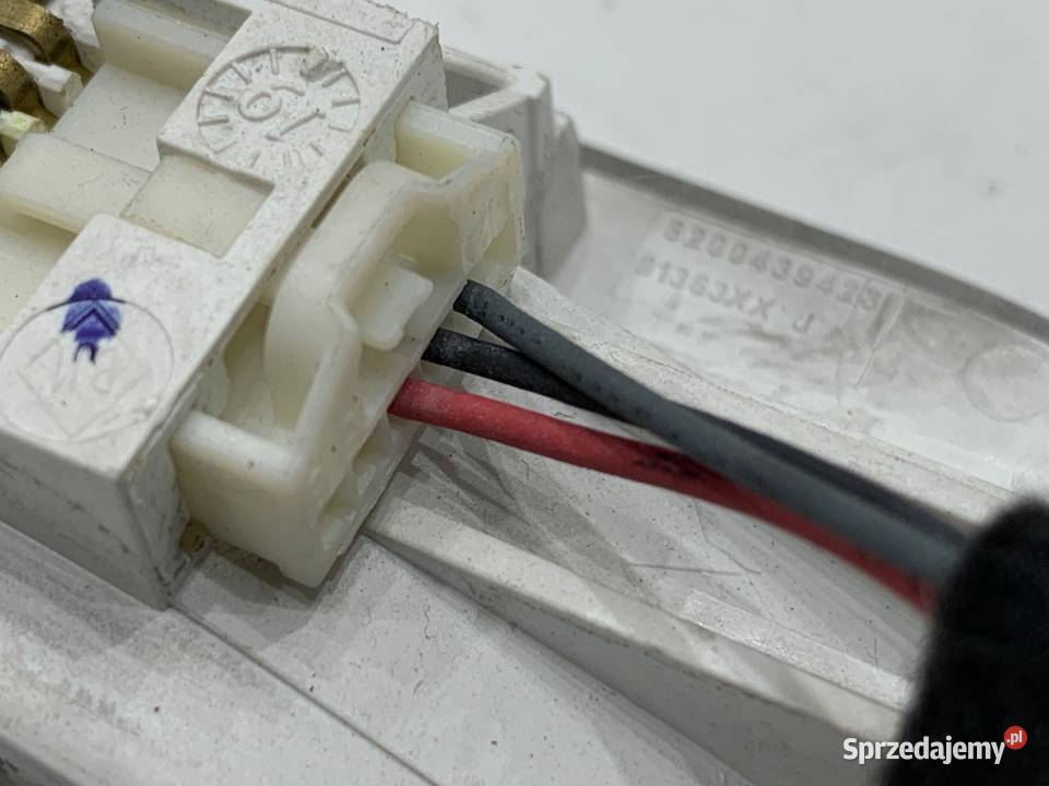 LAMPA SUFITOWA OPEL VIVARO B 8200439423 Bus 1419