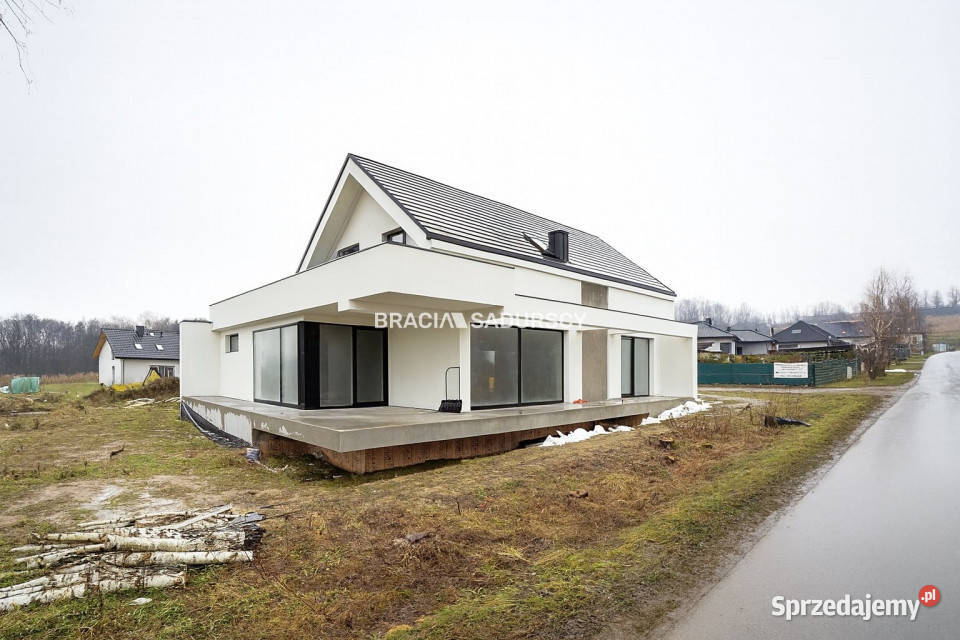 Dom wolnostojący Zawada Zawada 299 metrów