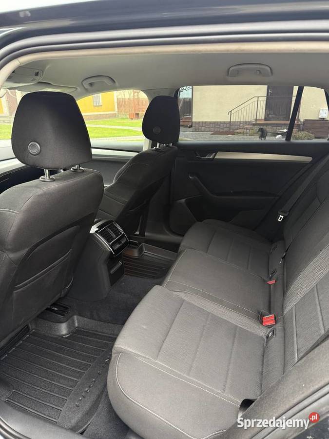 Skoda Superb Kombi 2016 16 TDI 120 DSG 256 000 Osiny