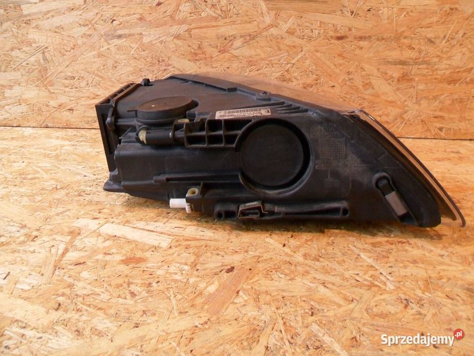 VW Touareg 7L 2007 lift xenon lewy wielkopolskie Nowy Tomyśl