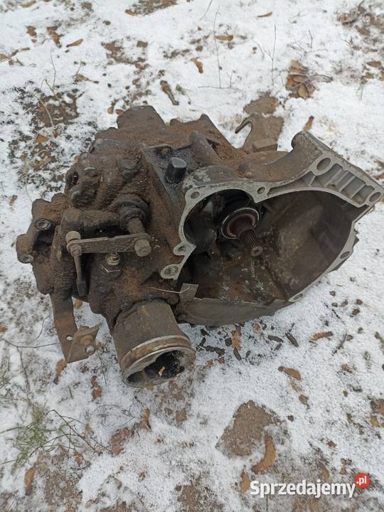 Trabant 11 skrzynia biegów z pół oskami Piła sprzedam