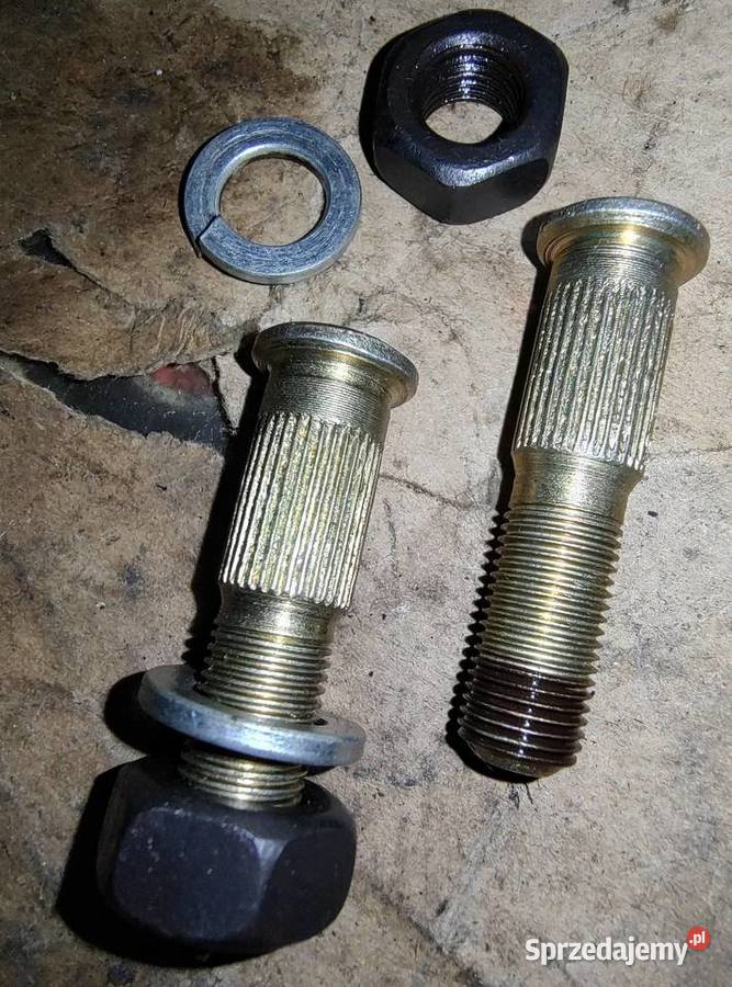 Szpilki mocowania pokrywy przekładni głównej