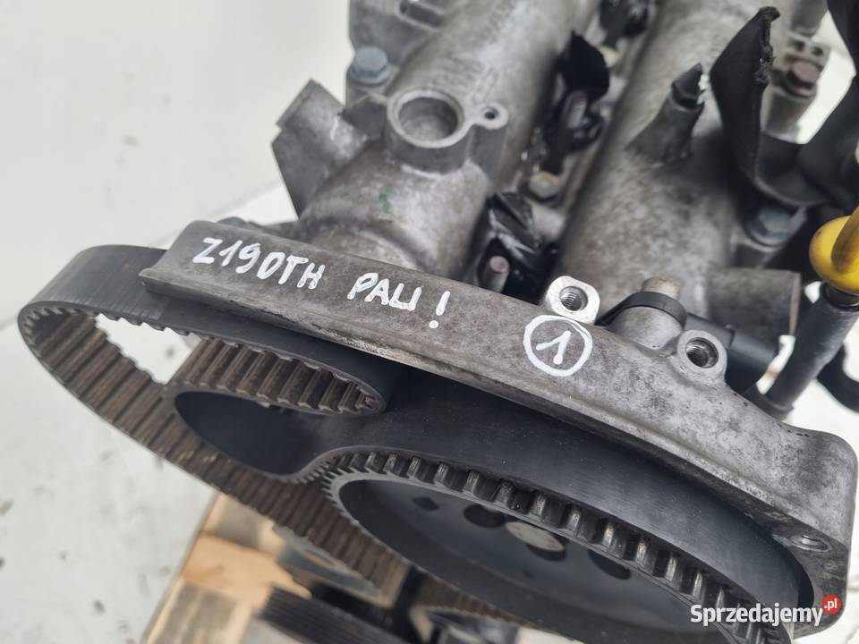 SILNIK Opel Zafira B 19 CDTI 16V 150 ładnie Rudka