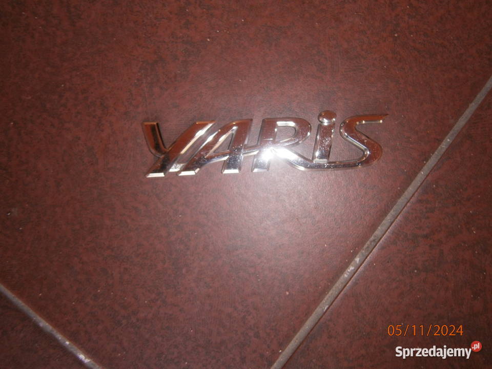 TOYOTA Yaris II części Poddębice sprzedam