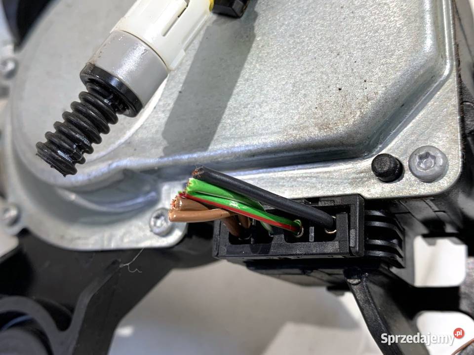 SILNIK WYCIERACZEK TYŁ SKODA ROOMSTER 5J7955711 osobowe