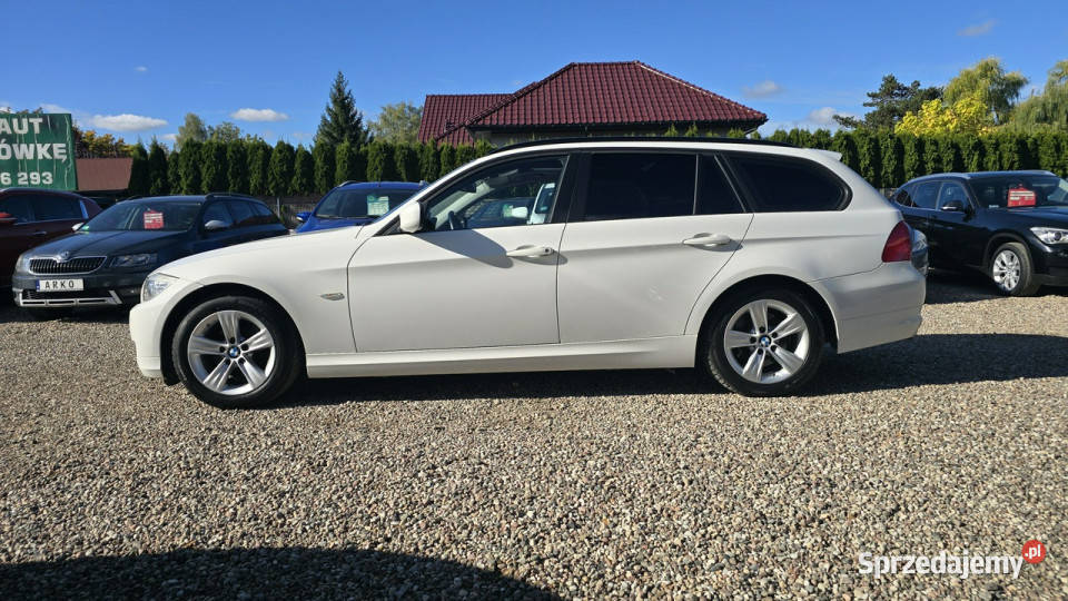 BMW 320 Panorama navi ksenon 2x PDC Zieleniewo