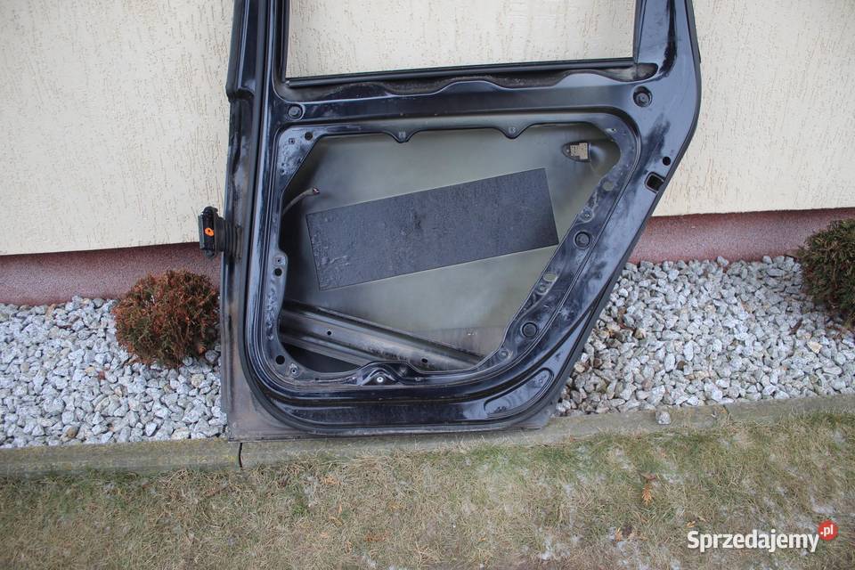 DRZWI PRAWY TYŁ LC9X VW PASSAT B6 KOMBI wielkopolskie